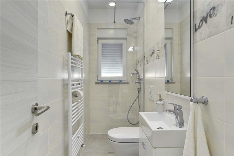 Hiša K1, na 6 osebe