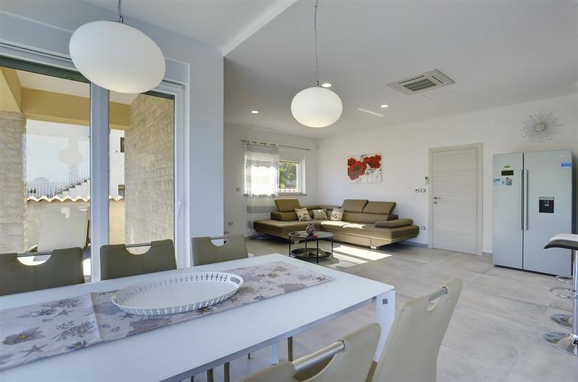 Hiša K1, na 6 osebe