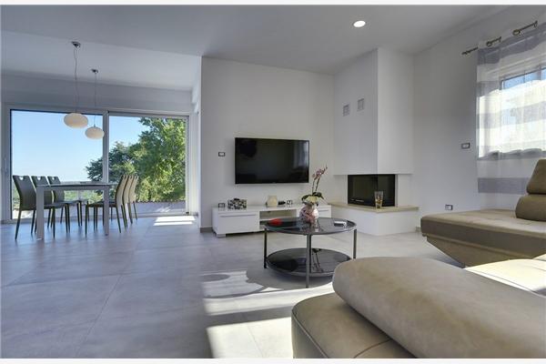 Hiša K1, na 6 osebe