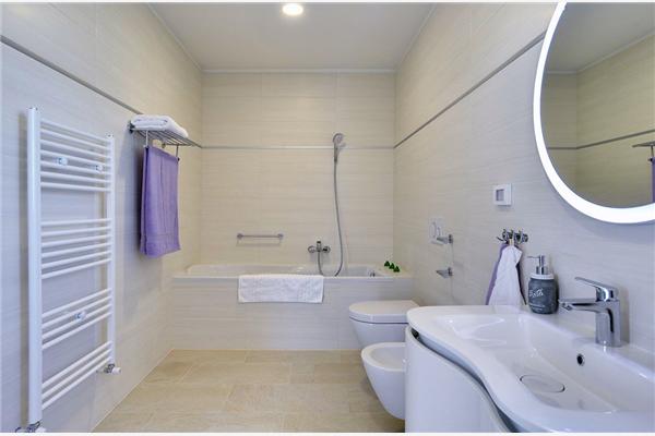 Hiša K1, na 6 osebe