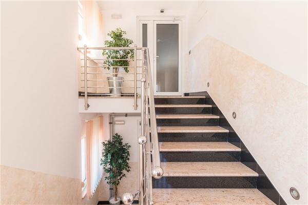 House K1, for 18 persons