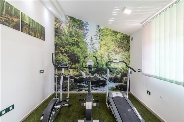 House K1, for 18 persons