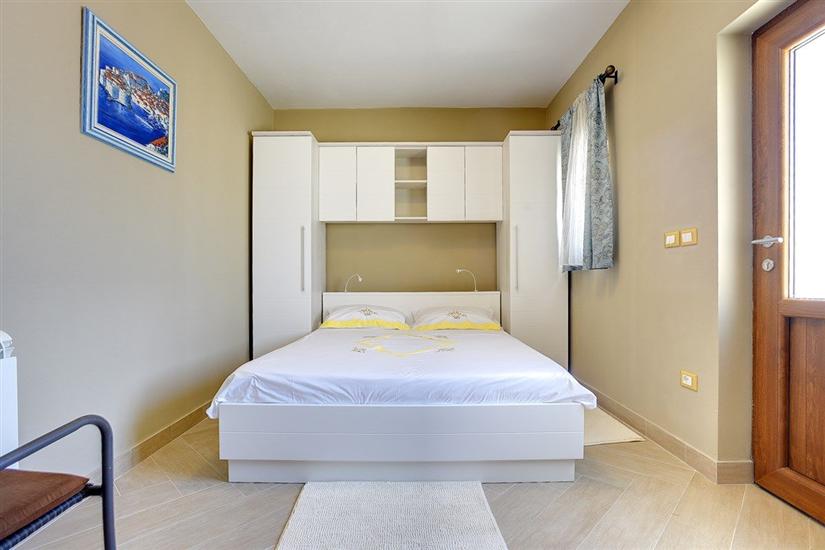 House K1, for 8 persons