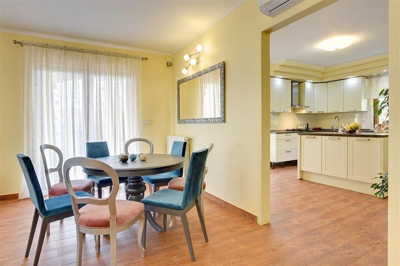 House K1, for 8 persons