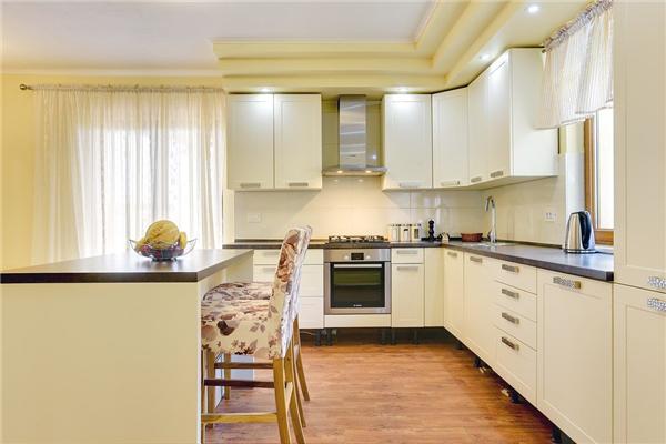 House K1, for 8 persons