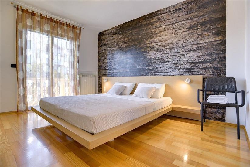 Hiša K1, na 5 osebe