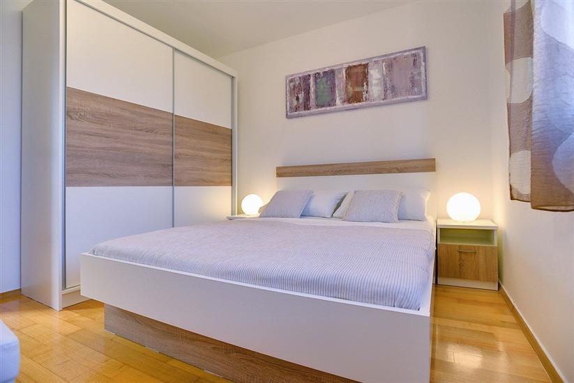 Hiša K1, na 5 osebe