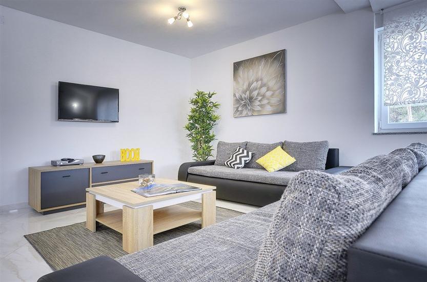 House K1, for 8 persons