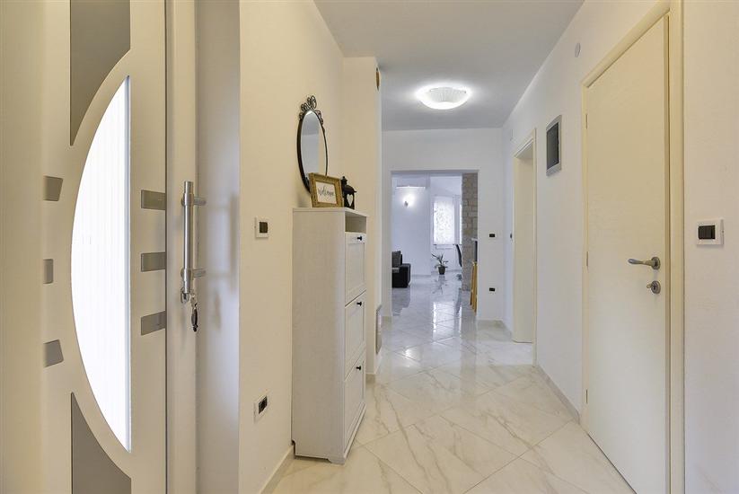 House K1, for 8 persons