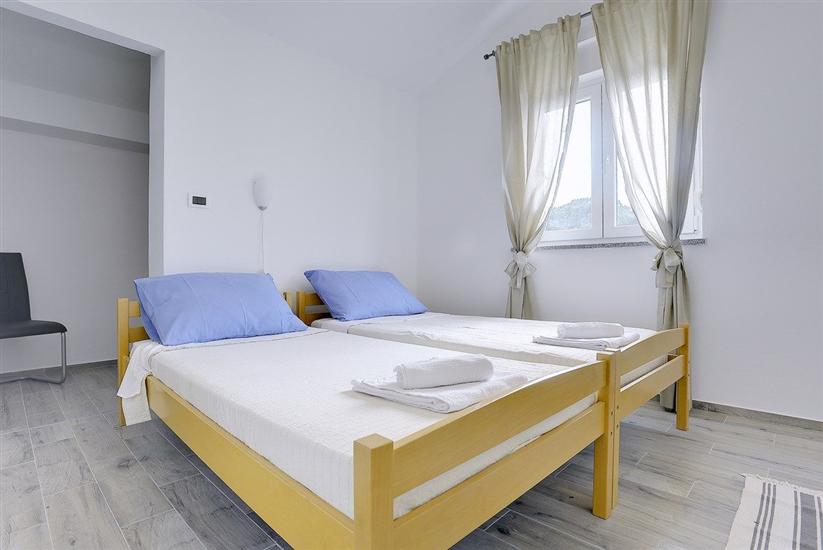 House K1, for 8 persons