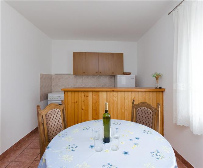 Apartment A2, for 4 persons