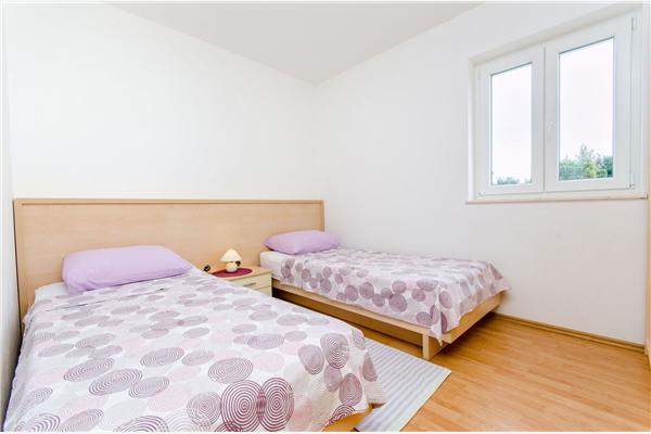 Apartment A1, for 6 persons