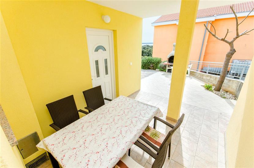 Apartment A1, for 6 persons