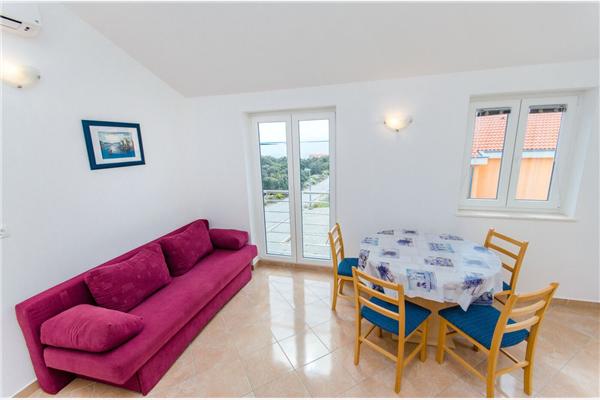 Apartment A2, for 6 persons