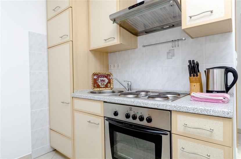 Apartment A2, for 3 persons