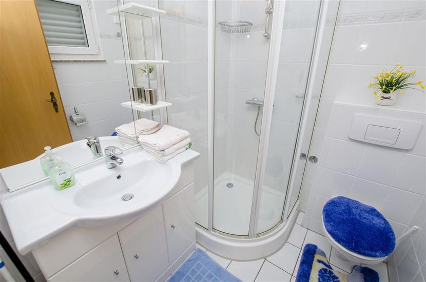 Apartment A2, for 3 persons