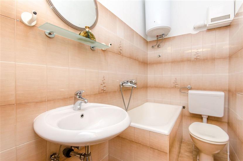 Apartment A2, for 4 persons