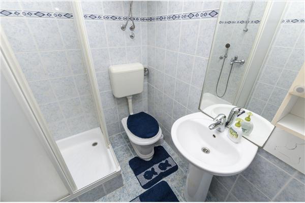 Apartment A1, for 5 persons