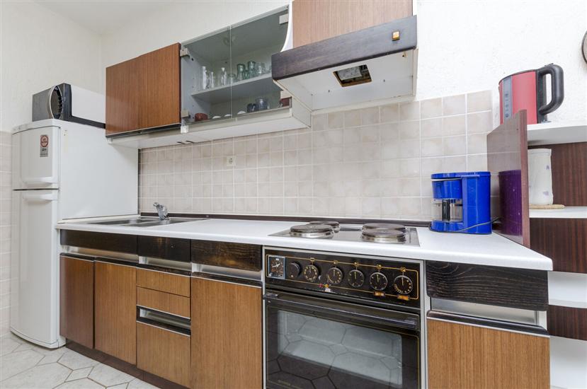 Apartment A1, for 5 persons