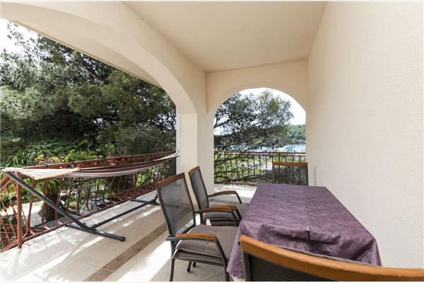 Apartment A1, for 5 persons