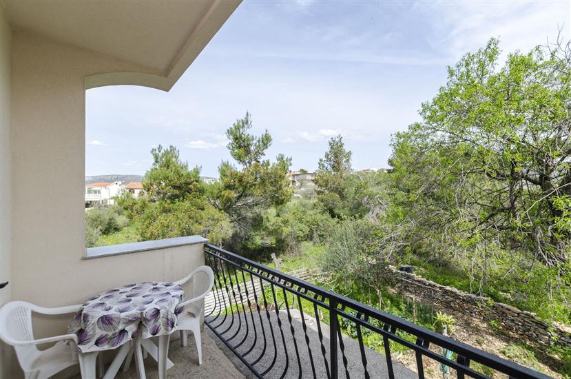 Apartment A2, for 5 persons