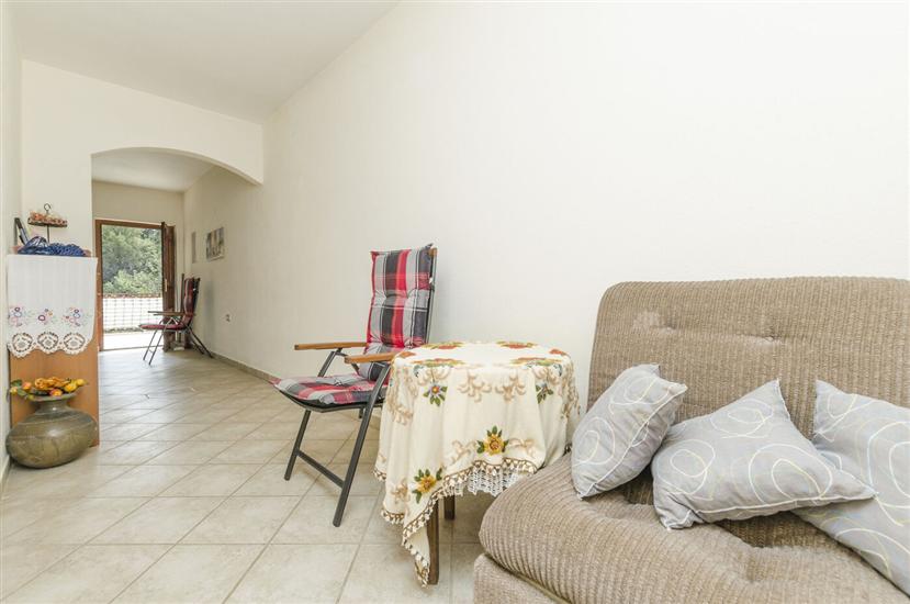 Apartment A2, for 5 persons