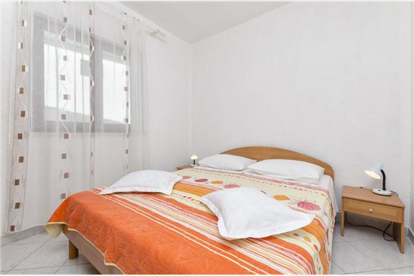 Apartment A2, for 4 persons