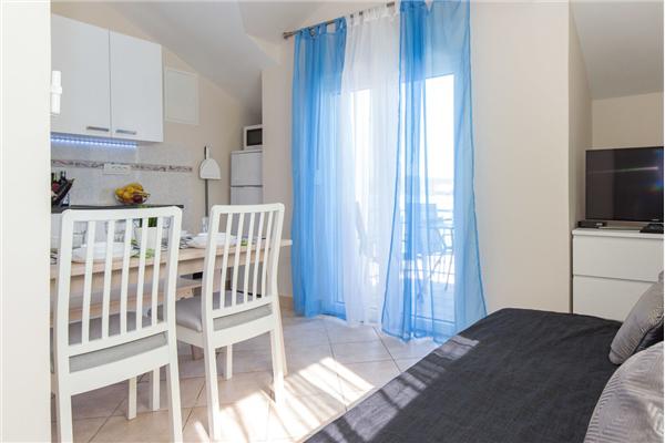 Apartment A1, for 3 persons