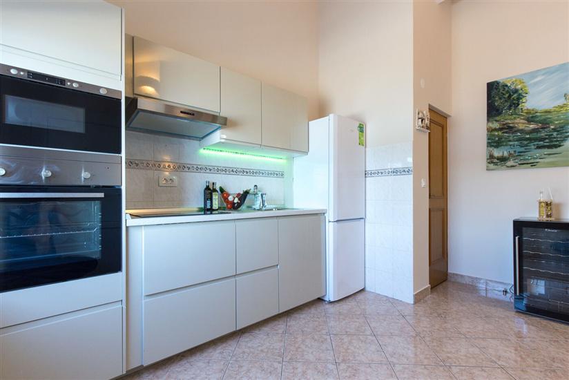 Apartment A4, for 5 persons