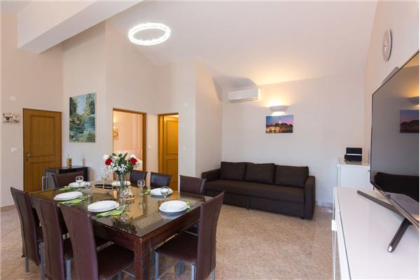 Apartment A4, for 5 persons