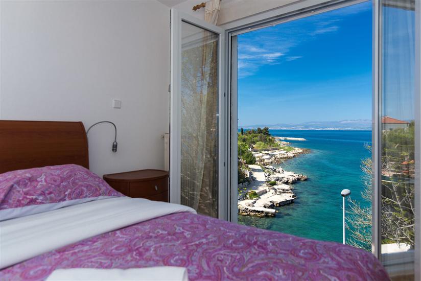 House A1, for 11 persons