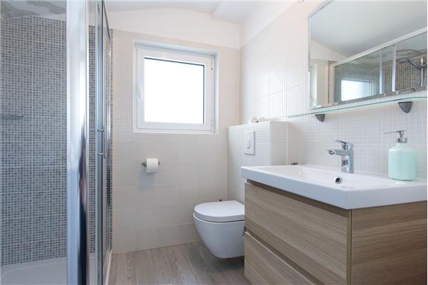 House A1, for 11 persons