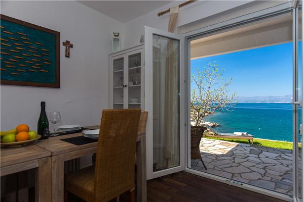 House A1, for 11 persons