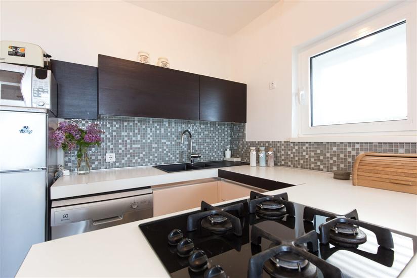 House A1, for 11 persons