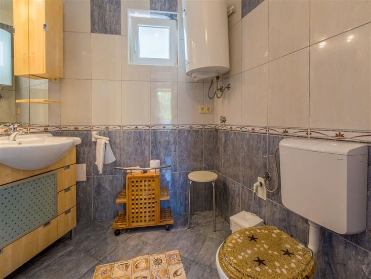 Apartment A2, for 4 persons