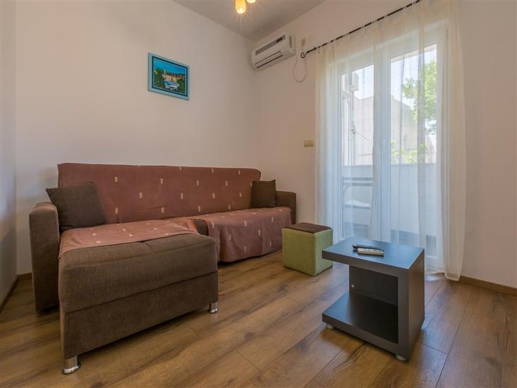 Apartment A4, for 4 persons