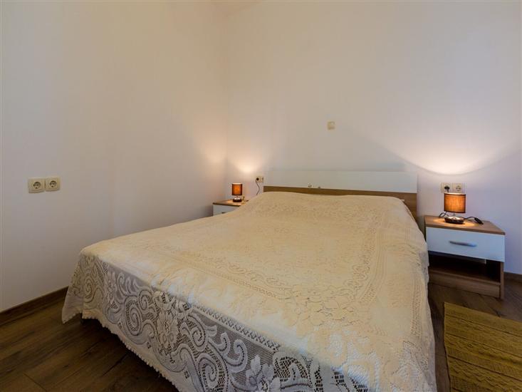 Apartment A4, for 4 persons