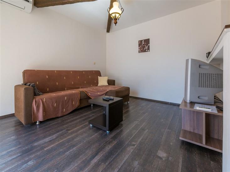Apartment A5, for 4 persons
