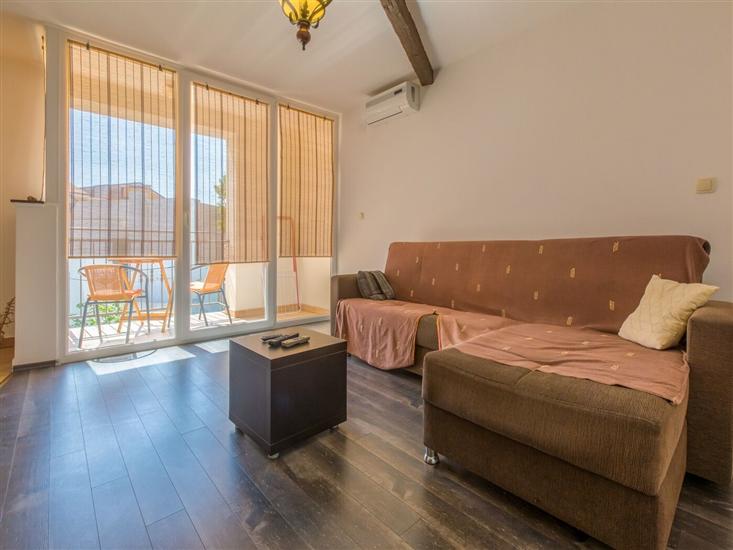 Apartment A5, for 4 persons