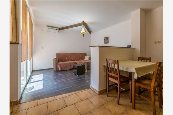 Apartment A5, for 4 persons