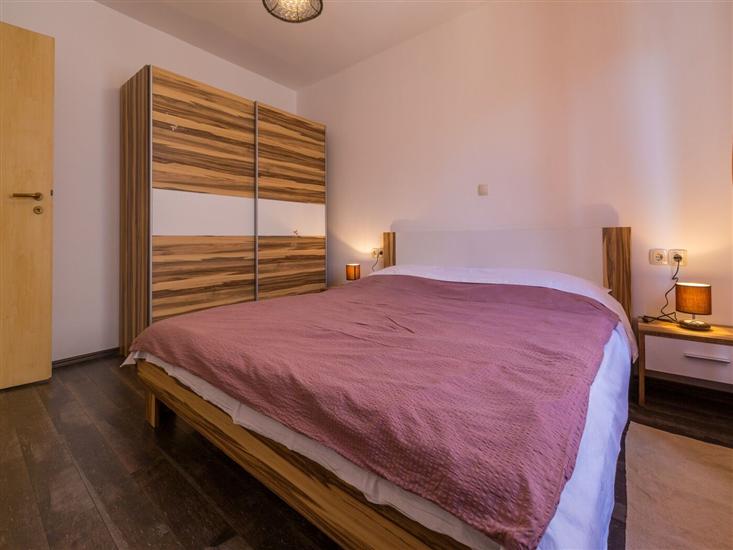 Apartment A5, for 4 persons