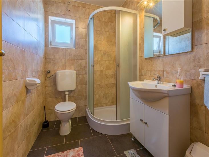 Apartment A5, for 4 persons