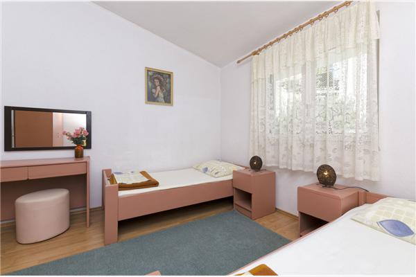 Apartment A2, for 4 persons