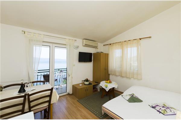 Apartment A1, for 4 persons