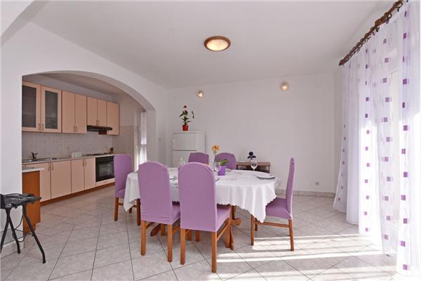 Apartment A1, for 4 persons
