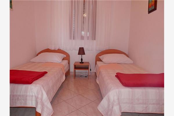 Apartment A1, for 6 persons