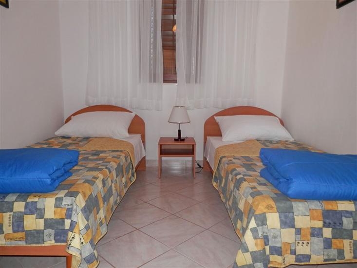 Apartment A1, for 6 persons