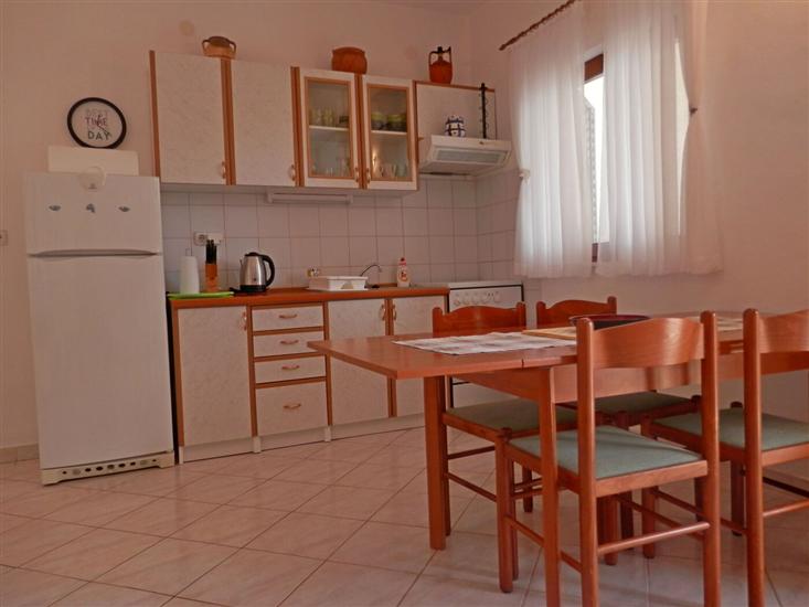 Apartment A1, for 6 persons
