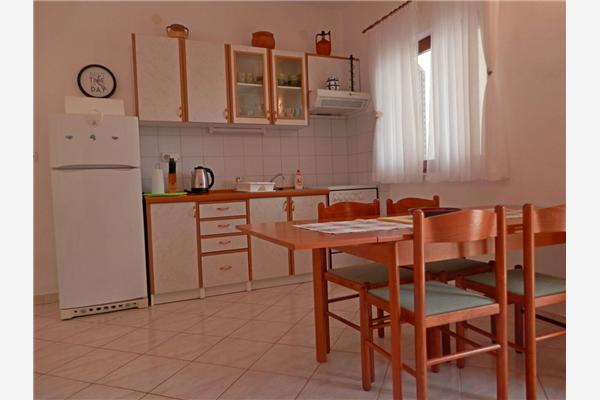 Apartment A1, for 6 persons
