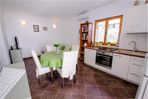 Apartment A2, for 3 persons